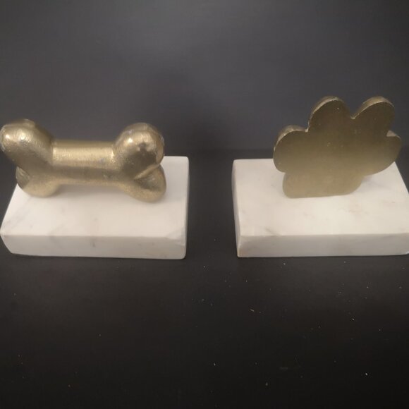 Vintage Set of 2 Heavy Brass Stocking Holders with White Solid Marble Base - Picture 2 of 4